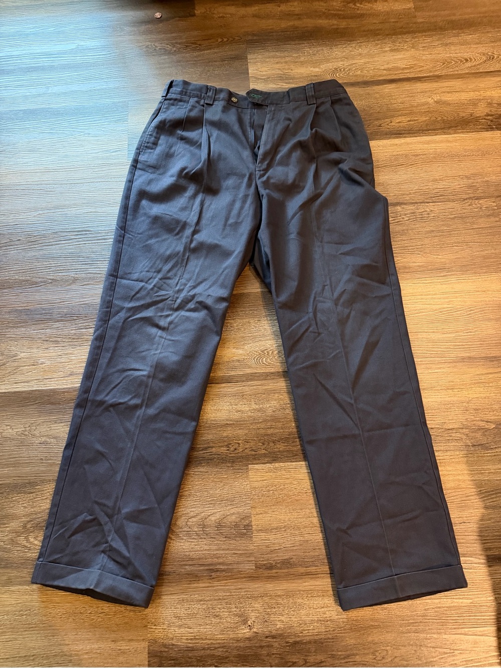 Vintage Tommy Hilfiger Men's Classic Pleated Dress Pants – Black